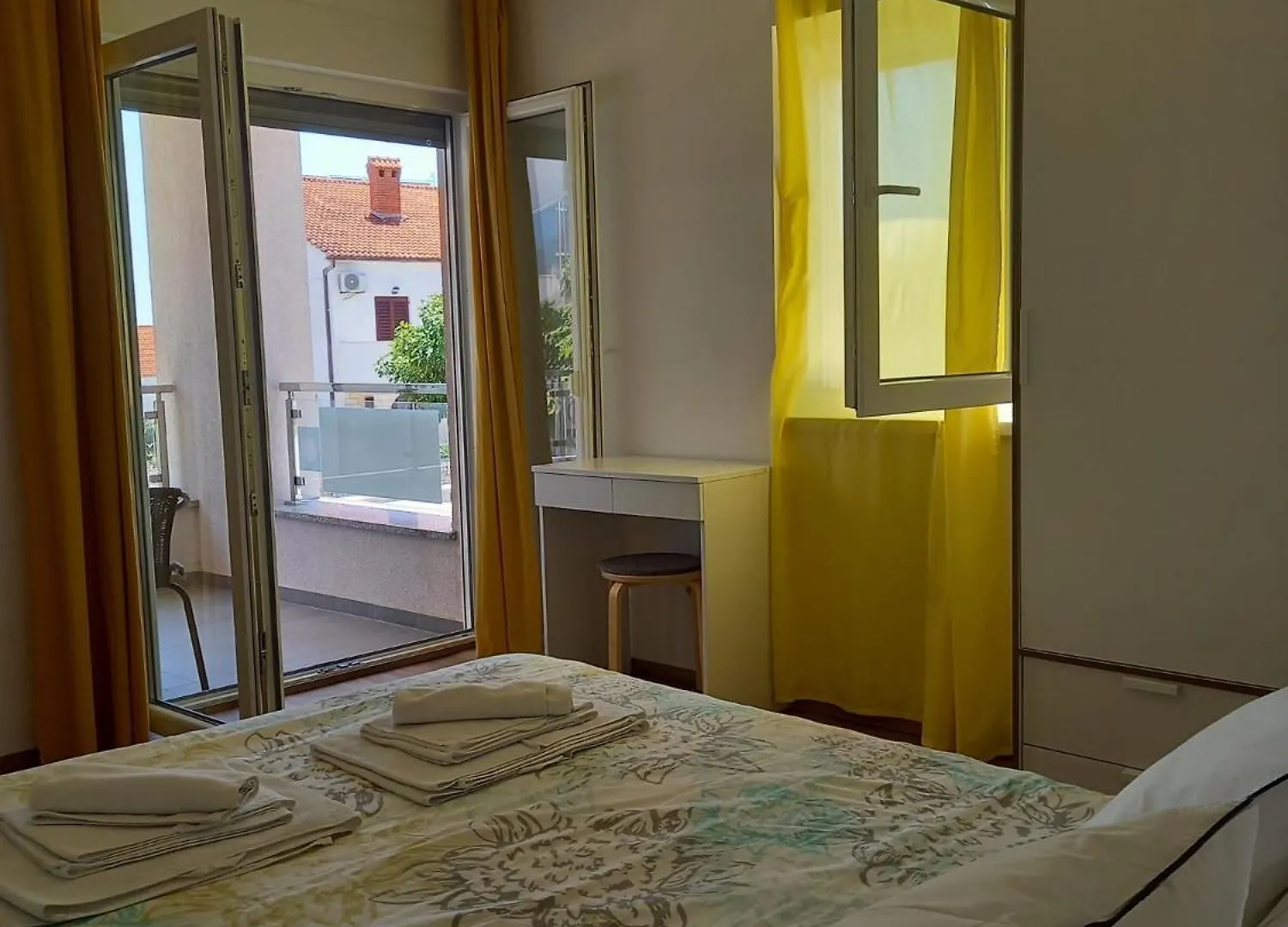 Apartments Stella Krk Town